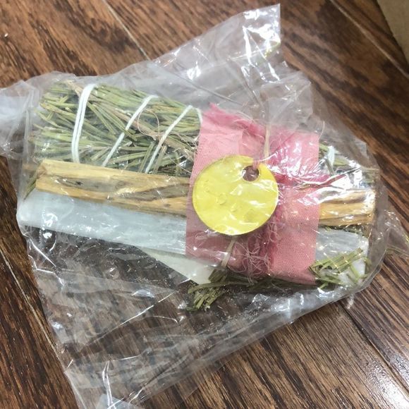 Anthropologie Palo Santo Bundle - Picture 2 of 3